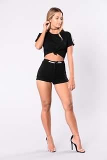 Sierra Skye feet photo thumbnail