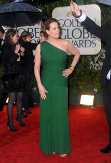 Sigourney Weaver feet photo thumbnail