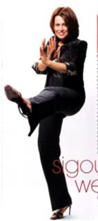 Sigourney Weaver feet photo thumbnail