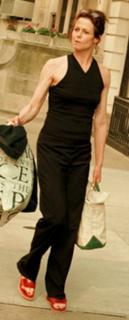 Sigourney Weaver feet photo thumbnail