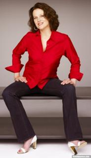 Sigourney Weaver feet photo thumbnail