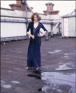 Sigourney Weaver feet photo thumbnail
