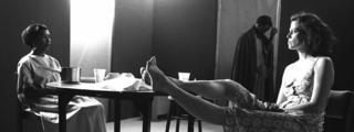 Sigourney Weaver feet photo thumbnail