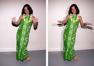 Sigourney Weaver feet photo thumbnail