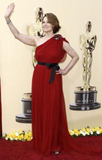 Sigourney Weaver feet photo thumbnail