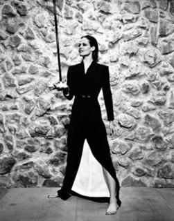 Sigourney Weaver feet photo thumbnail