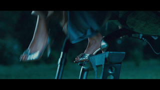 Sigourney Weaver feet photo thumbnail