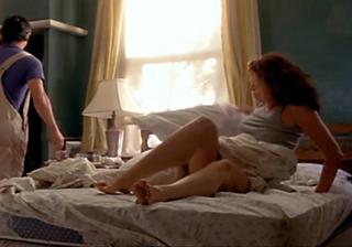 Sigourney Weaver feet photo thumbnail