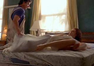 Sigourney Weaver feet photo thumbnail