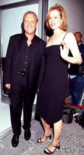 Sigourney Weaver feet photo thumbnail