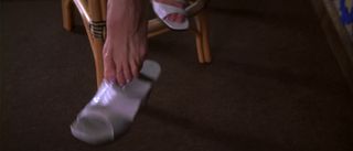 Sigourney Weaver feet photo thumbnail