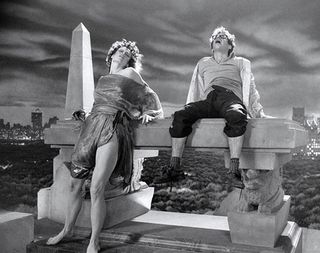 Sigourney Weaver feet photo thumbnail