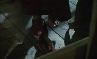 Sigourney Weaver feet photo thumbnail