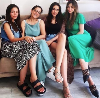 Sila Turkoglu feet photo 9