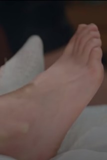 Sila Turkoglu feet photo 1