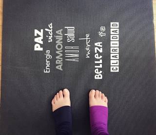 Silvana Arias feet photo 14