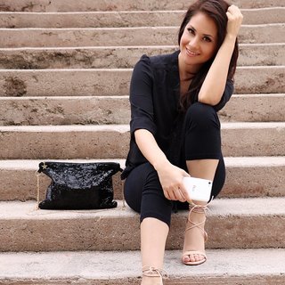 Silvana Arias feet photo 12
