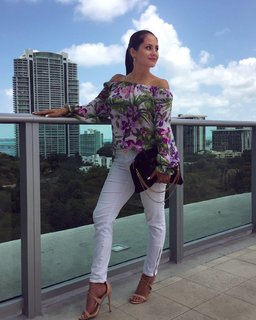 Silvana Arias feet photo 14