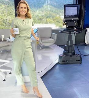 Silvana Ramiro feet photo 2
