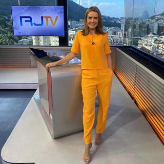 Silvana Ramiro feet photo 3
