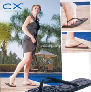 Silvia Navarro feet photo thumbnail