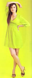 Silvia Navarro feet photo thumbnail