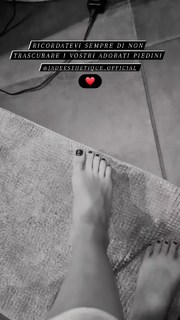 Silvia Provvedi feet photo 12
