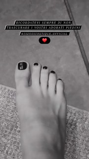 Silvia Provvedi feet photo 11