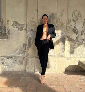 Silvia Provvedi feet photo 19