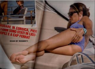 Silvia Toffanin feet photo thumbnail