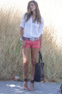 Silvia Zamora feet photo 2