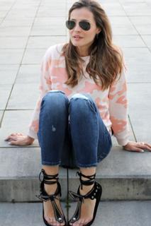 Silvia Zamora feet photo 15