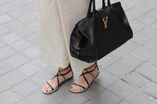 Silvia Zamora feet photo 13