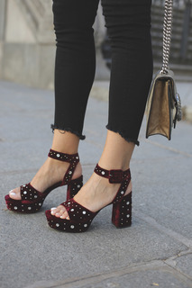 Silvia Zamora feet photo 7