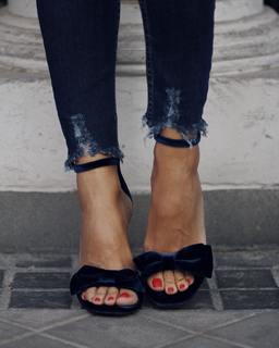 Silvia Zamora feet photo 8