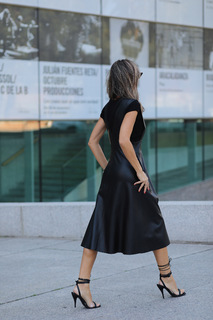 Silvia Zamora feet photo 3