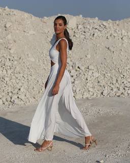 Silvia Zamora feet photo 2