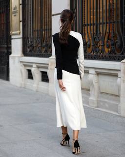 Silvia Zamora feet photo 9