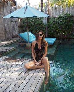 Silvia Zamora feet photo 11