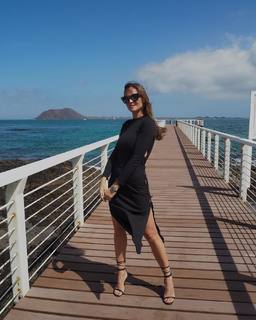 Silvia Zamora feet photo 8