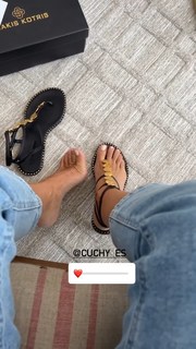 Silvia Zamora feet photo 16