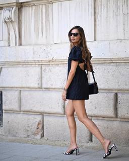 Silvia Zamora feet photo 19