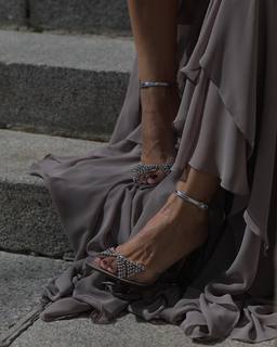 Silvia Zamora feet photo 1