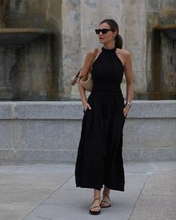Silvia Zamora feet photo 16