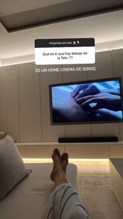 Silvia Zamora feet photo 4