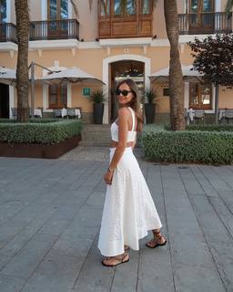 Silvia Zamora feet photo 8