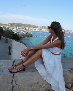 Silvia Zamora feet photo 6