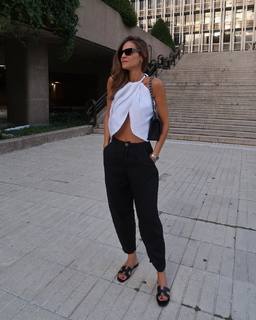 Silvia Zamora feet photo 3