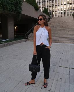 Silvia Zamora feet photo 2