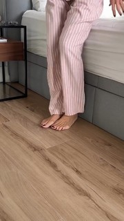 Silvia Zamora feet photo 10